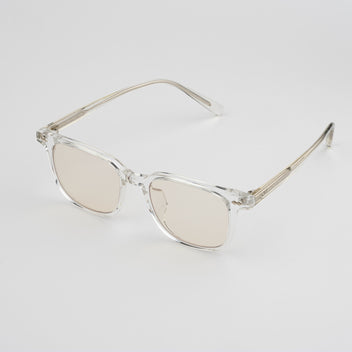 Clear Frame — Natural Lens
